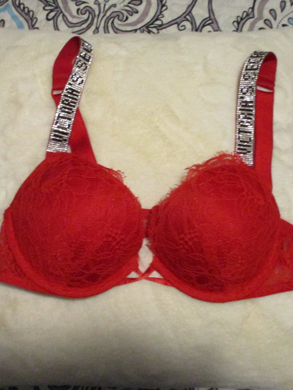 Victoria's Secret Very Sexy Red Lace Push-Up bra with rhinestone straps 34A